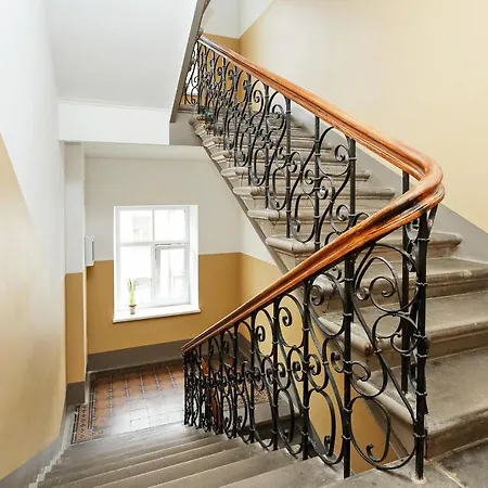 Sunny Grand Apartment By Old Town *