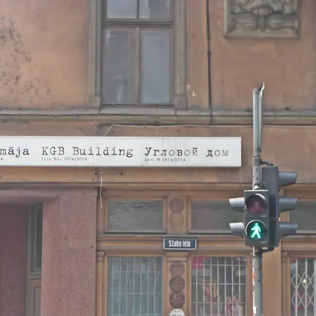 Sunny Grand Apartment By Old Town Apartment