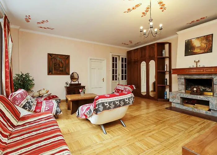 Sunny Grand Apartment By Old Town Dzīvoklis