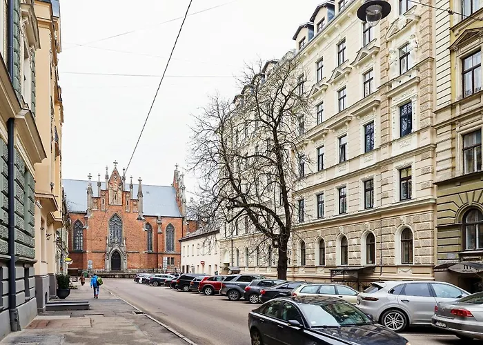 Sunny Grand Apartment By Old Town *