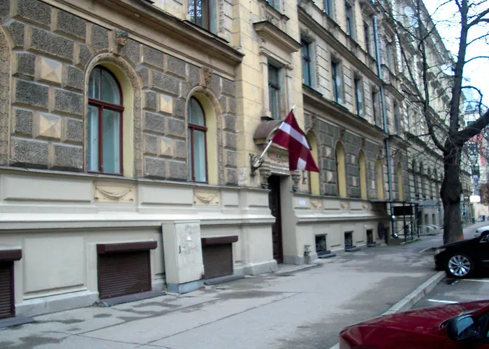 Sunny Grand Apartment By Old Town Dzīvoklis