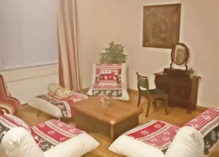 Dzīvoklis Sunny Grand Apartment By Old Town *