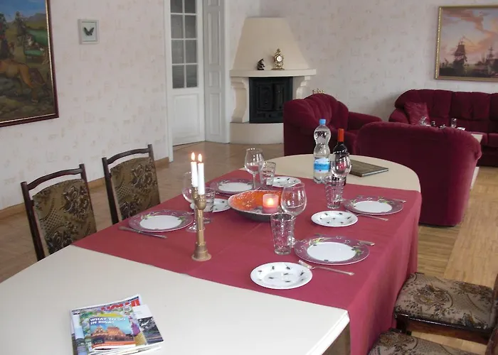 Sunny Grand Apartment By Old Town Dzīvoklis *